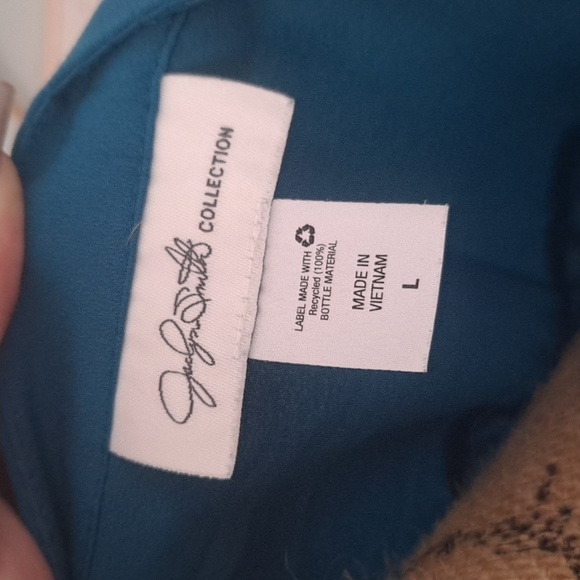 Womens nice - Picture 4 of 4